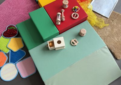 sensorisches Entdecken im PEKiP